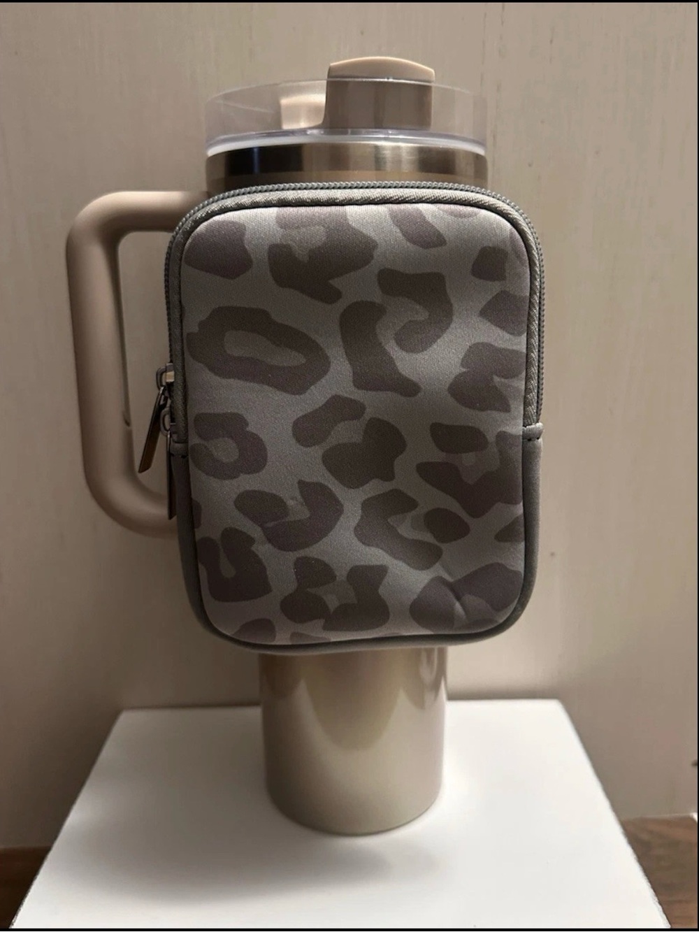 Gray Leopard Tumbler Pouch Zipper Pocket Attachment For Insulated Cups
